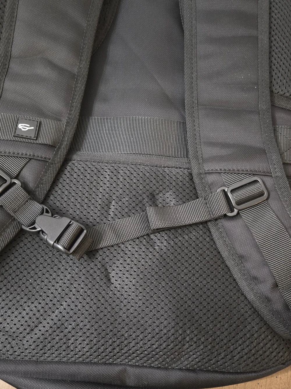 LOWE Black Everyday Laptop Backpack for Men